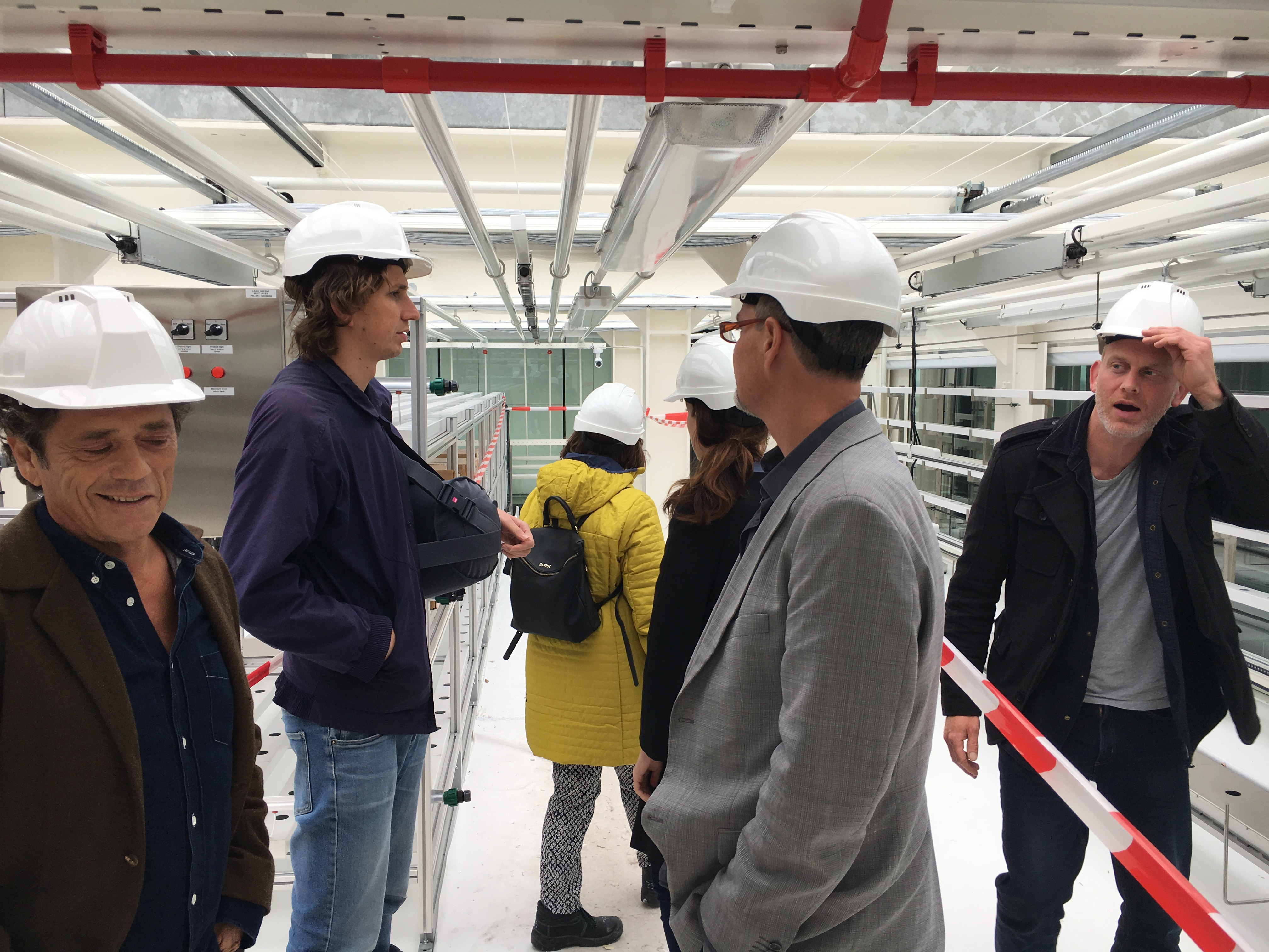 Op het dak van het duurzame Hotel Amstelkwartier wordt vertical farming ontwikkeld.